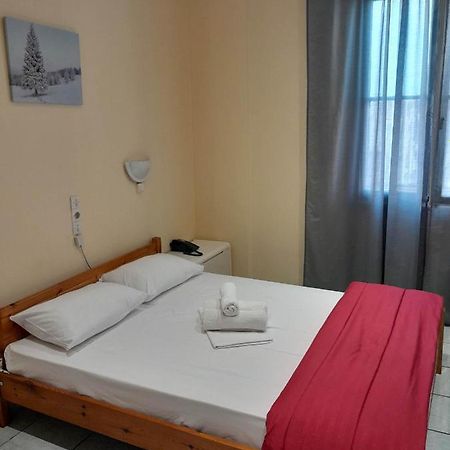 Ikaros Hotel Piraeus Ngoại thất bức ảnh